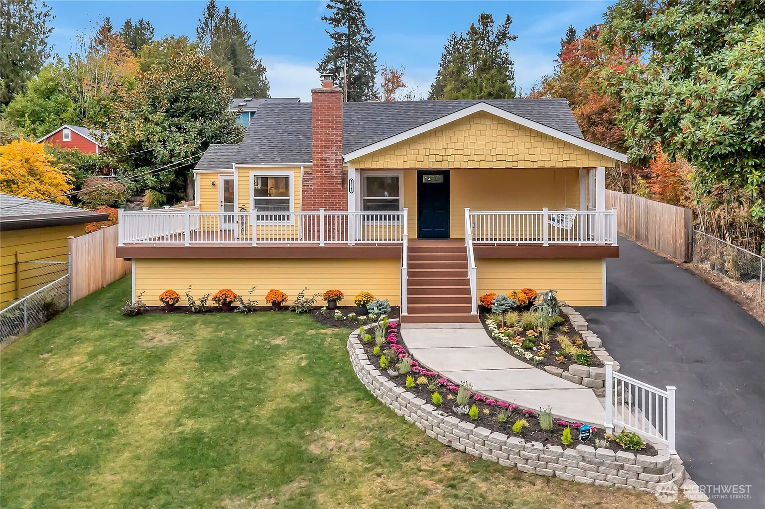 15543 11th Avenue NE photo 1