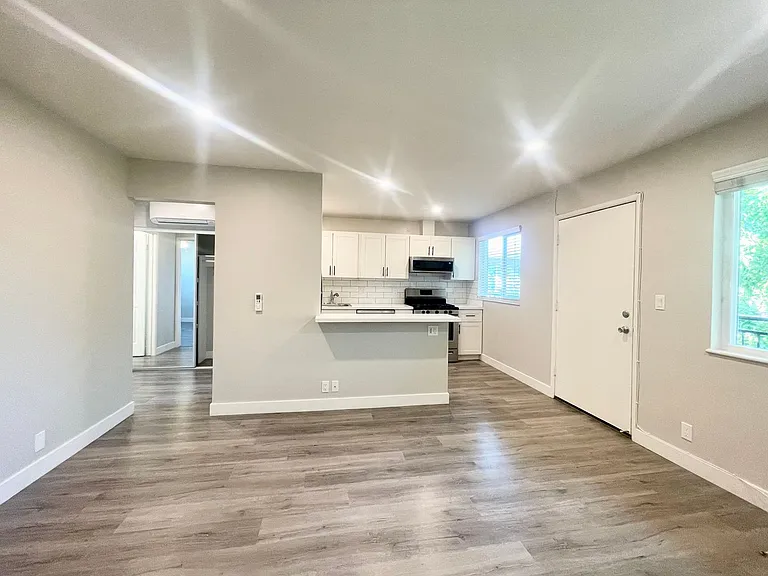 The Alterra: Beautiful One-Bedroom Apartments in the Heart of Downtown Walnut Creek — Photo 25