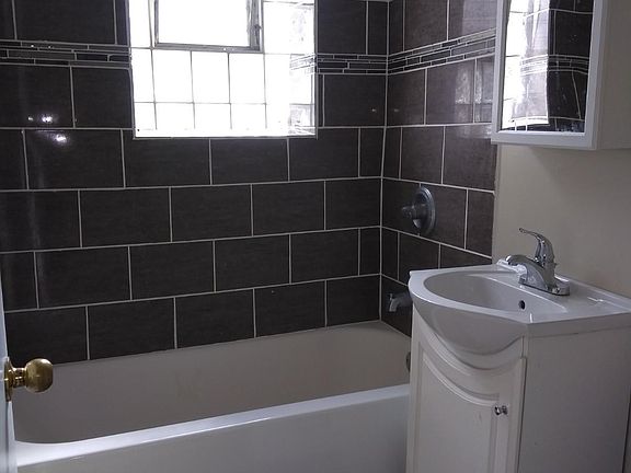 5th image of 6548 S Eberhart Ave #1