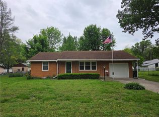 423 E 3rd St, Adrian, MO 64720