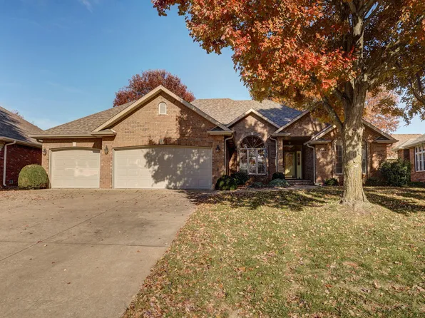 733 E Lakewood Street, Springfield, MO 65810
