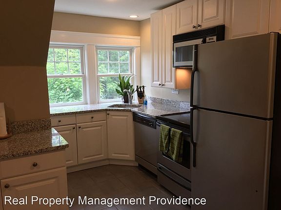 2nd image of 108-110 Cole Ave #3
