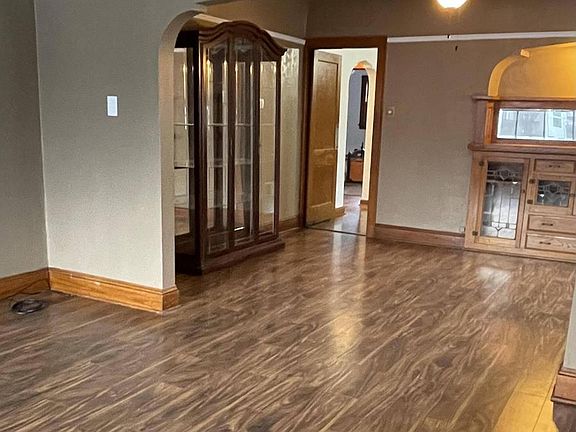 4th image of 3254 S 7th STREET