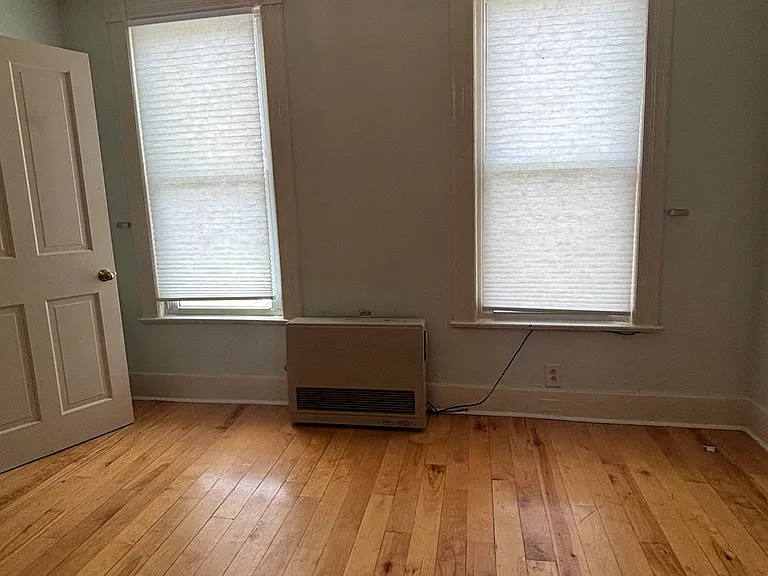 173 Maple St #2 — Photo 5