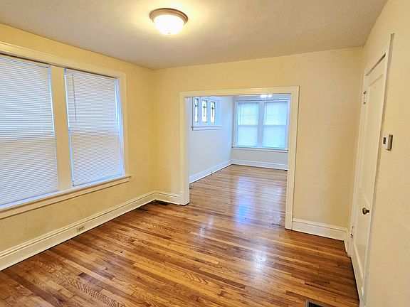 4th image of 5032 Pernod Ave