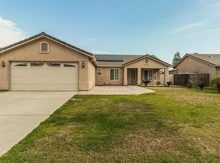 2667 Stephanie St, Selma, CA 93662