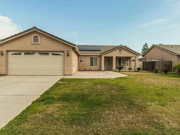 2667 Stephanie St, Selma, CA 93662