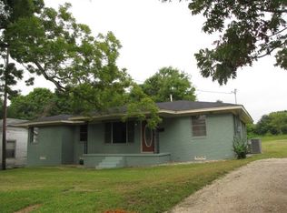 511 Robertson Blvd, Henderson, TX 75652