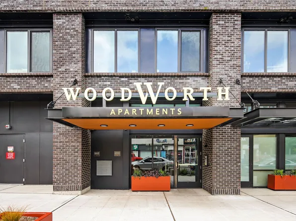 Woodworth Apartments | Vibrant & Luxurious Living in Capitol Hill