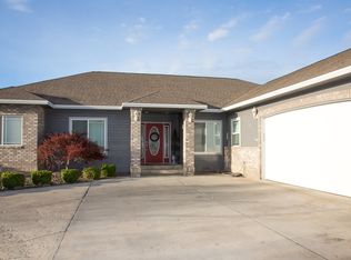 7902 W Mead Ave, Yakima, WA