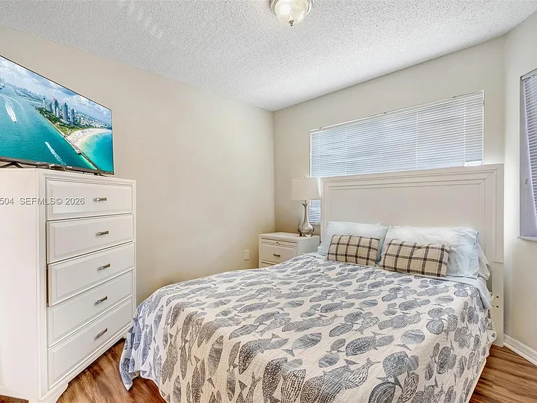 14207 SW 121st Pl — Photo 24