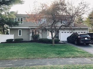 6 Indian Meadow Dr, Northborough, MA 01532