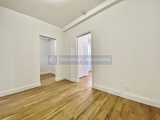 4th image of 1270 1st Ave #2B1
