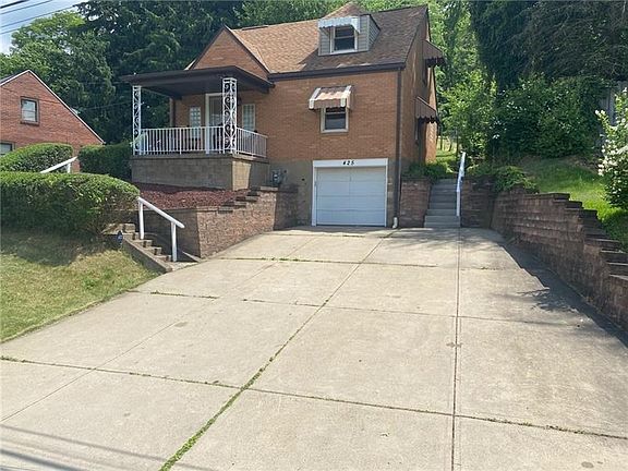 2nd image of 425 Parkridge Dr