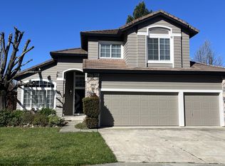 8625 Sassafras St, Windsor, CA 95492
