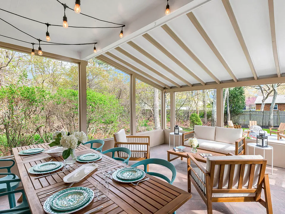 43 Palo Alto Dr