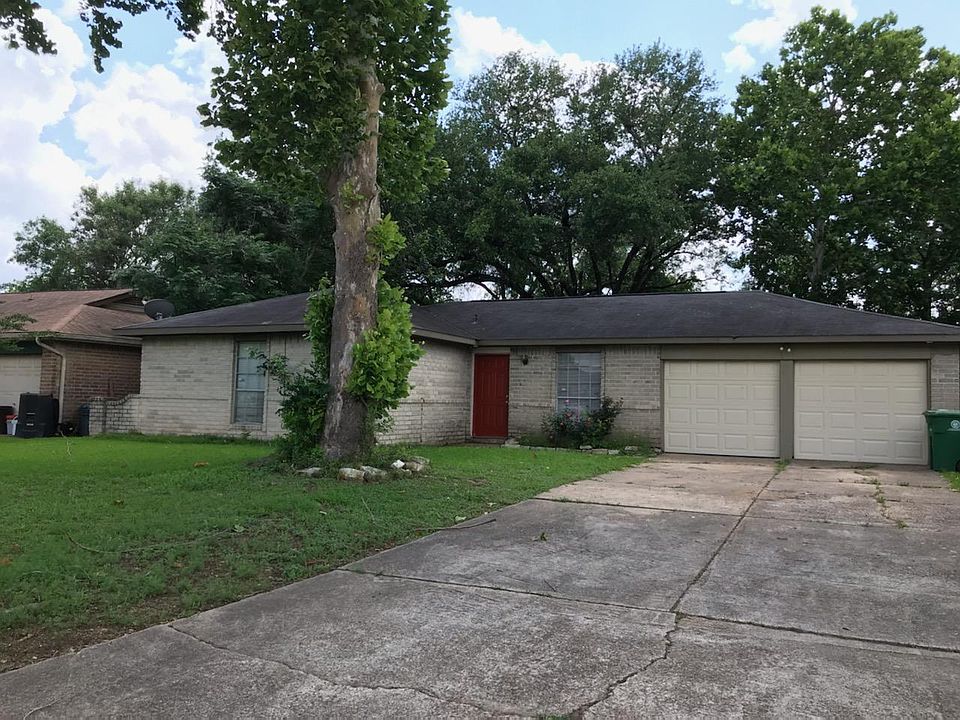 1st image of 6214 S Greenpark Dr