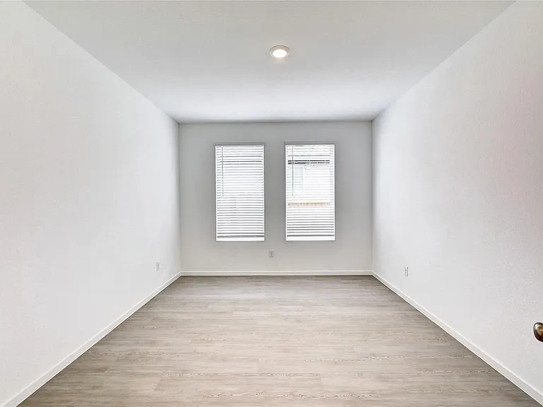 26606 Honeydew Green Ln — Photo 17