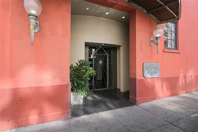 1 bed, 1.0 bath, 756 sqft, $1,700 — Photo 2
