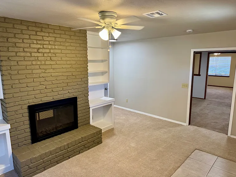 1035 Raleigh Cir — Photo 10