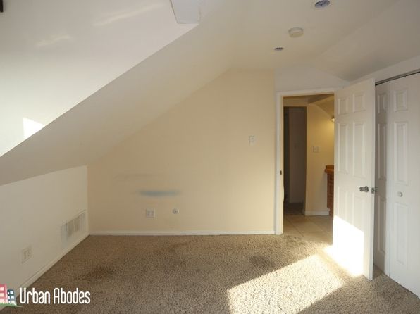 2458 N Clybourn Ave APT 2F