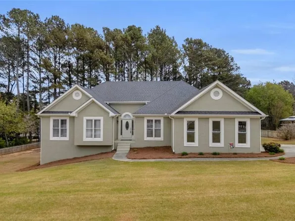 1640 Little Lisa Ln, Snellville, GA 30078