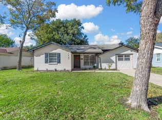 1407 Flamingo Ln, Garland, TX 75042