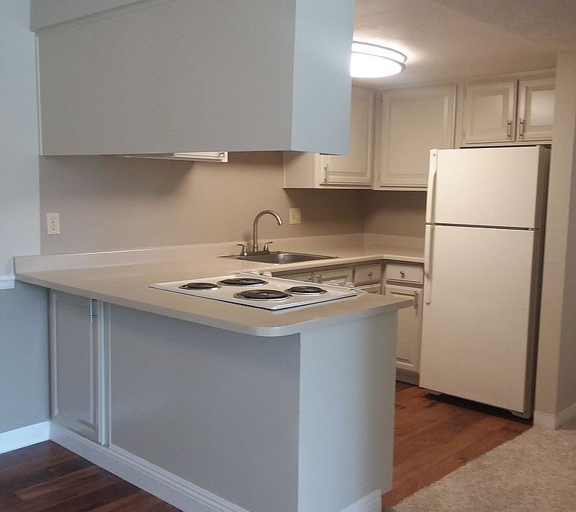 1st image of 4921 Stamas Ln APT 5