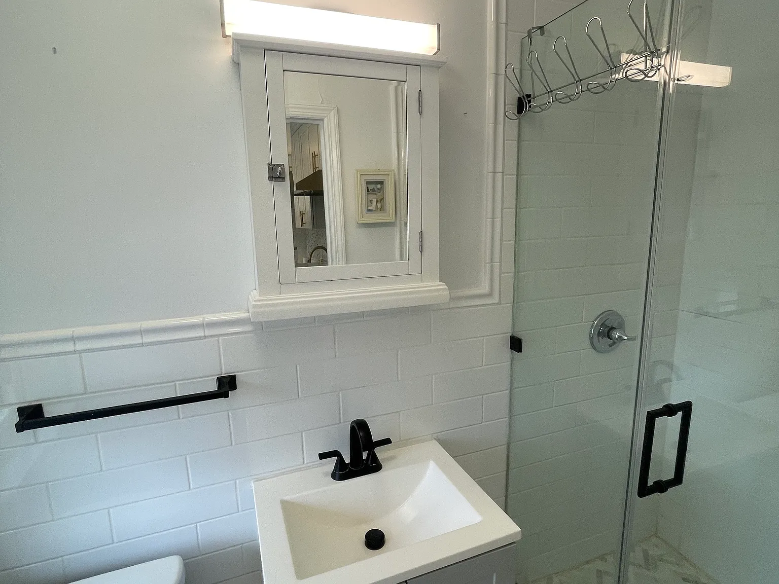 1 bed, 850 sqft, $2,200 — Photo 3