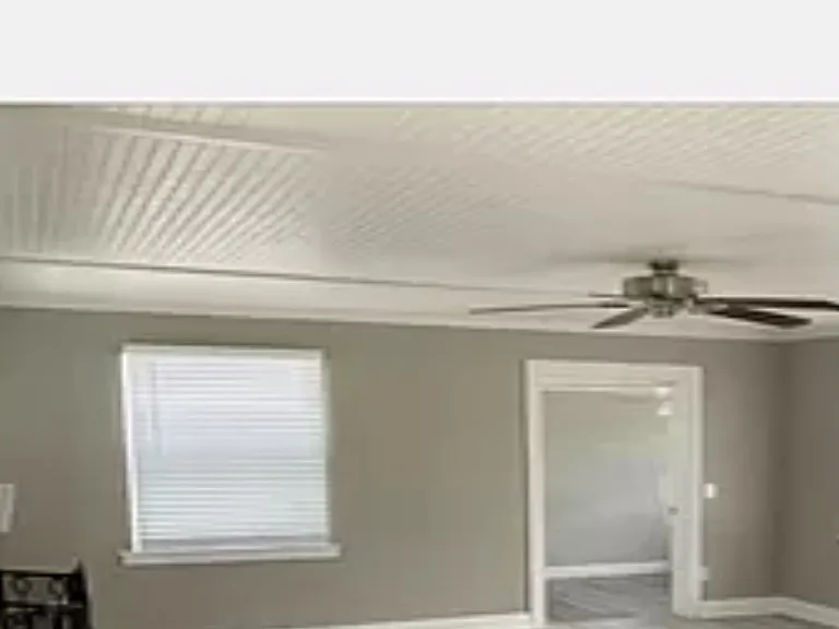 4100 Cardinal Blvd — Photo 1