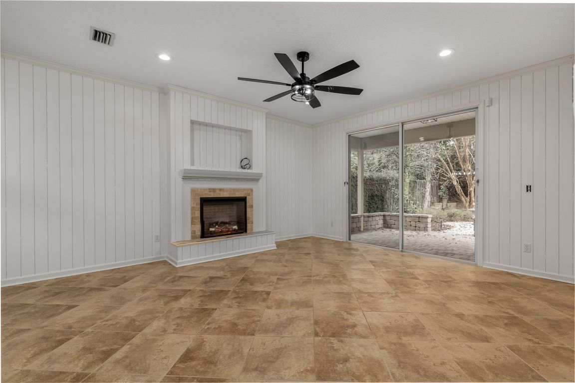 next background image