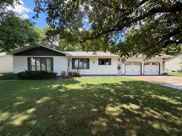 514 Fir Ave, Westbrook, MN 56183