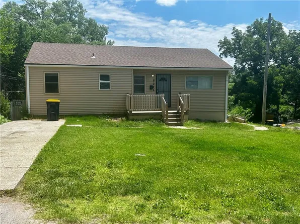 8345 Olive St, Kansas City, MO 64132