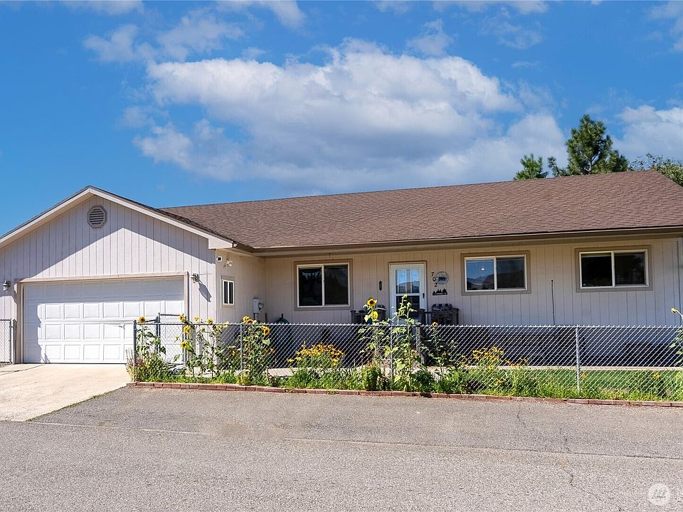 1st image of 702 Shady Lane