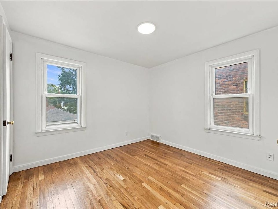 16180 Wildemere St, photo 19