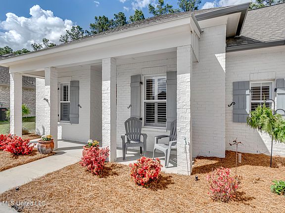 4th image of 457 Crossvine Pl