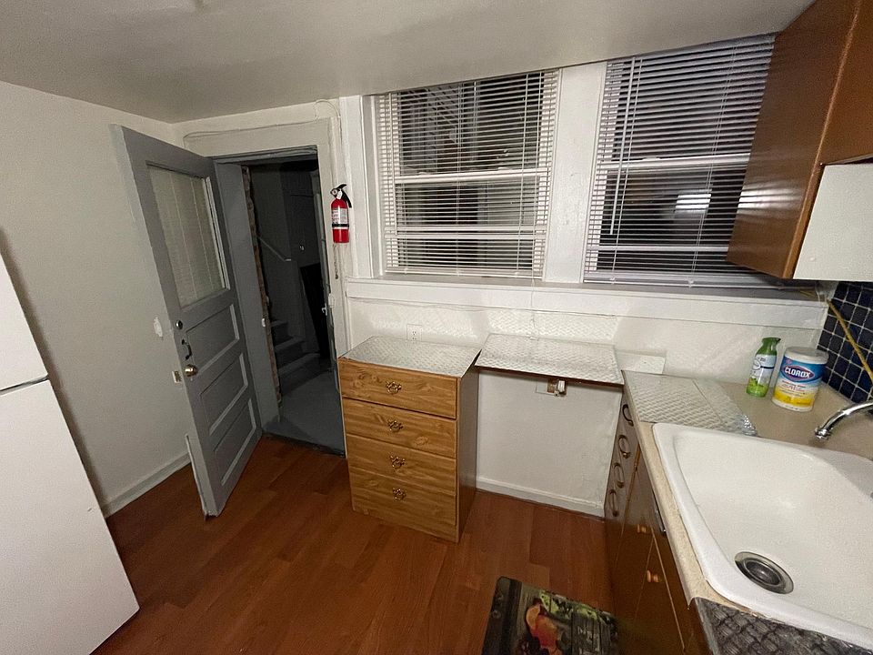 1st image of 5157 W Berenice Ave #G