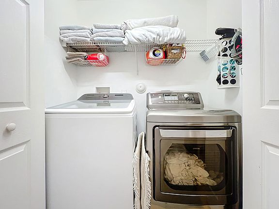 4th image of 9880 Porta Leona Ln #9880