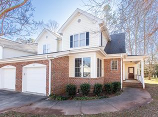 7631 Astoria Pl, Raleigh, NC 27612