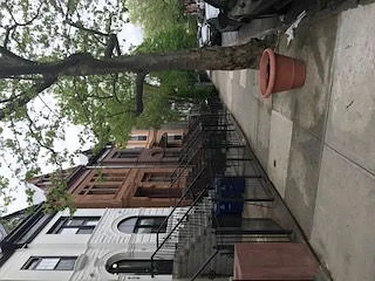 Rented by JB Mac Real Estate Inc. | media 12