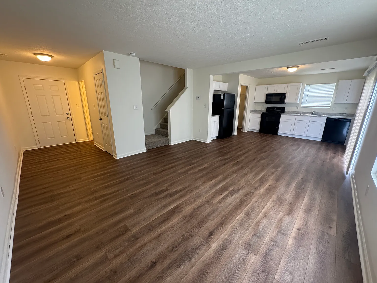 4082 Lassen Lane - 1 — Photo 3