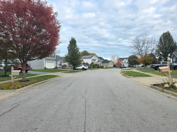 54 Purple Finch Loop SW, Etna, OH 43062
