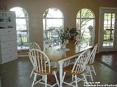 Eat in kitchen addition