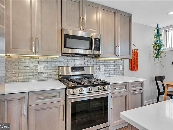 5th image of 769 N Uber St Unit 4