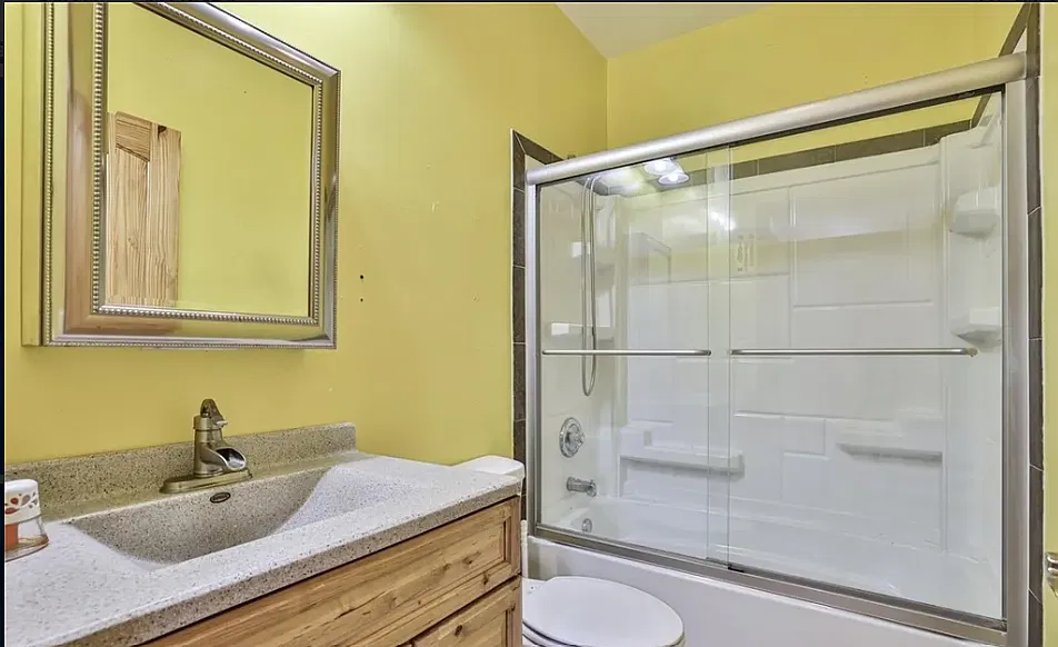 2 bed, 1099 sqft, $1,500 — Photo 3