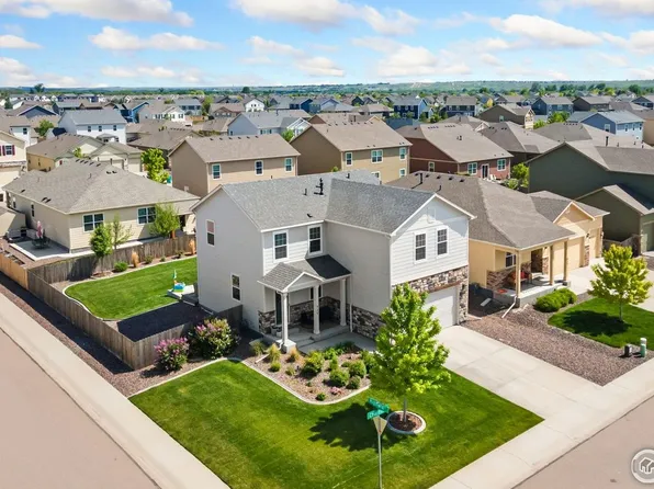 929 Charlton Dr, Windsor, CO 80550