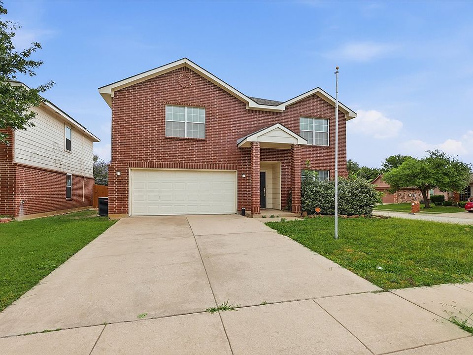 1st image of 4957 Thorn Hollow Dr