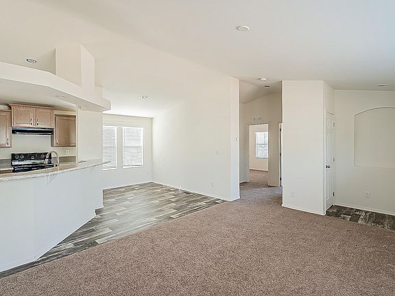 4th image of 9717 E Balsam Ave