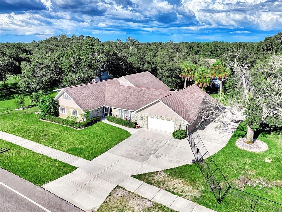 1st image of 1224 Sheehan Blvd