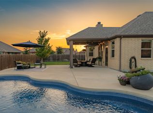 101 Acadia Ln, Forney, TX 75126